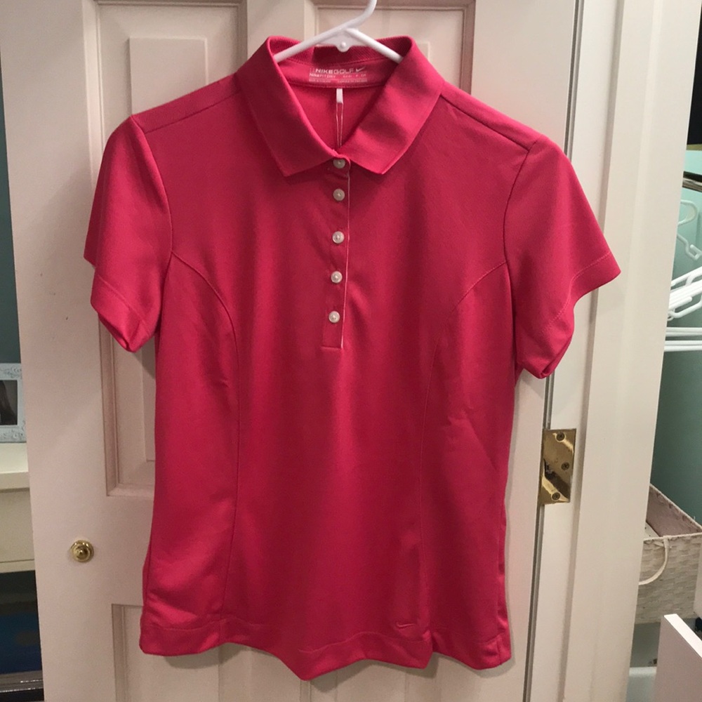 NWT women’s Nike dry fit golf shirt